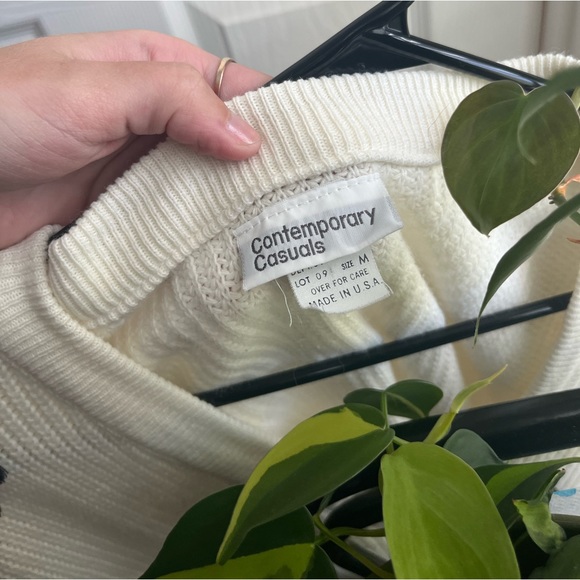 Knitted sweater vest - Picture 2 of 3